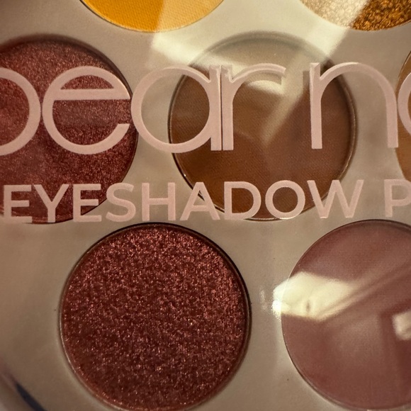 Pear nova eye shadow palette NWT - Picture 5 of 11